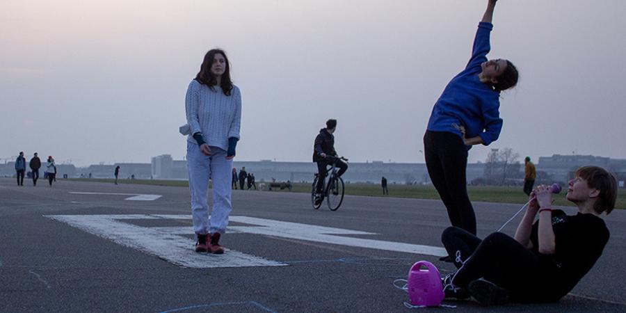 Auf dem Flugfeld Tempelhof